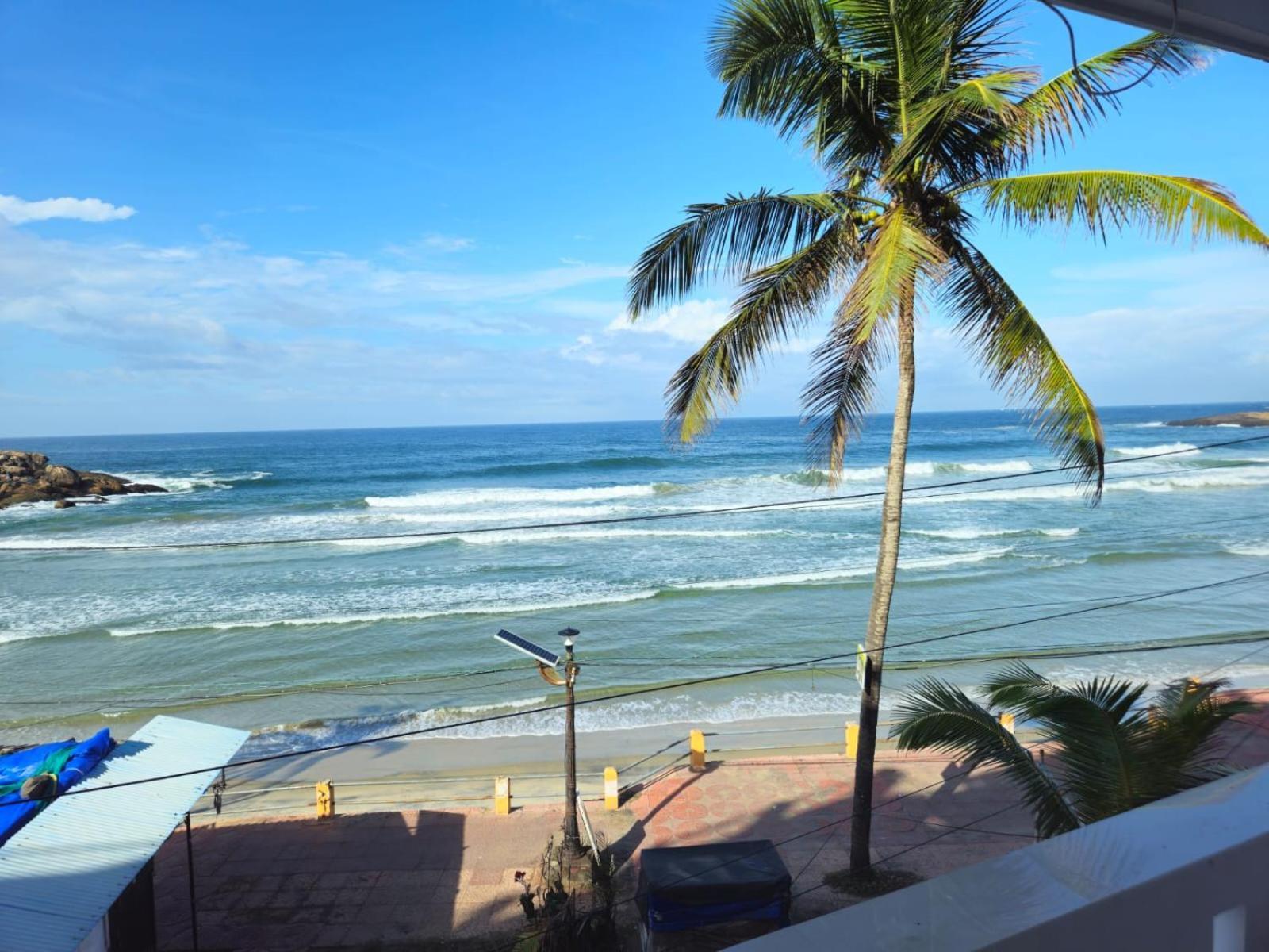 Orion Beach Hotel Kovalam Exterior foto